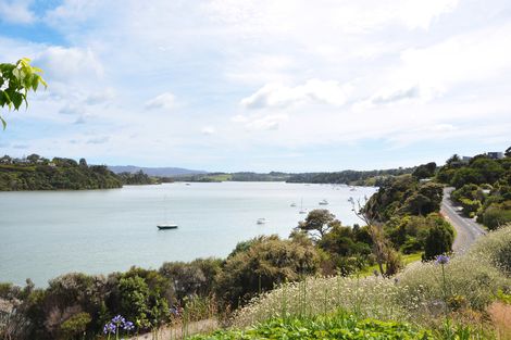 Photo of property in 1216 Sandspit Road, Sandspit, Warkworth, 0982