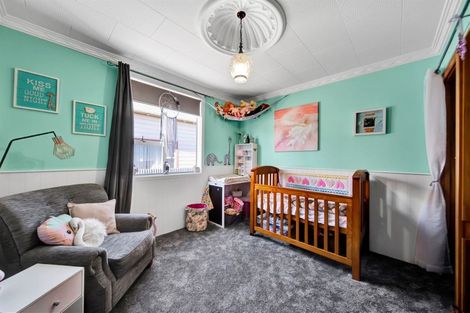 Photo of property in 79 Argyle Street, Hawera, 4610