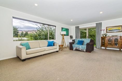 Photo of property in 8 Short Street, Bannockburn, Cromwell, 9384