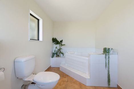 Photo of property in 346 Old Coach Road, Upper Moutere, 7173