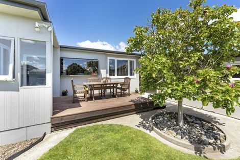 Photo of property in 3 Aberdeen Avenue, Takaro, Palmerston North, 4412