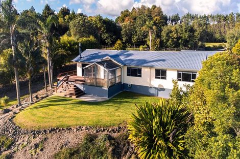 Photo of property in 70 Forest View Road, Te Kamo, Kamo, 0185