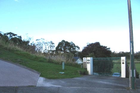 Photo of property in 12 Toi Toi Place, Northcote, Auckland, 0627
