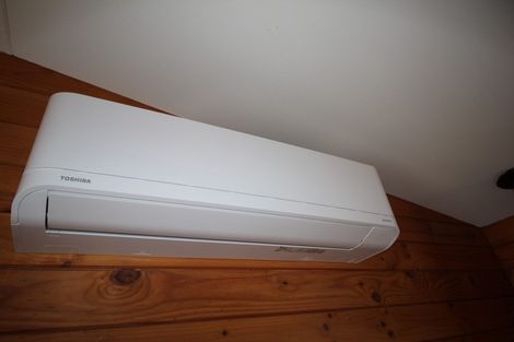 Photo of property in 7 Newton Place, Westbrook, Palmerston North, 4412