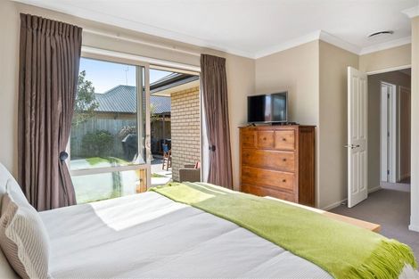 Photo of property in 17 Allingham Lane, Rolleston, 7614