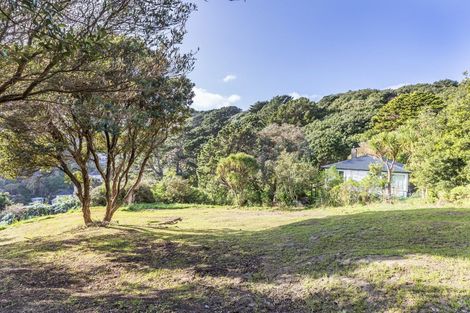 Photo of property in 102 Sidlaw Street, Strathmore Park, Wellington, 6022