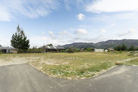 Photo of property in 6 Moonraker Place, Whitby, Porirua, 5024