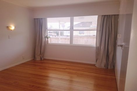 Photo of property in 24a Grove Road, Papakura, 2110