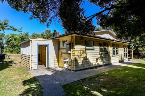 Photo of property in 1252 Devon Road, Sentry Hill, New Plymouth, 4373