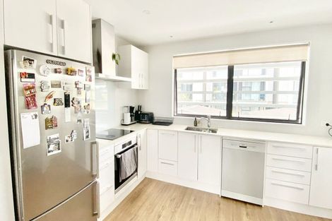 Photo of property in 19 Glenae Lane, Hobsonville, Auckland, 0618