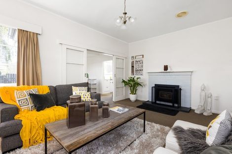 Photo of property in 702 Massey Street, Akina, Hastings, 4122