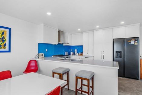 Photo of property in 11 Tee Point, Red Beach, 0932