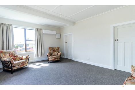 Photo of property in 11 George Street, Waimate, 7924