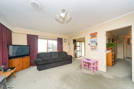 Photo of property in 29 Herbert Avenue, Cloverlea, Palmerston North, 4412