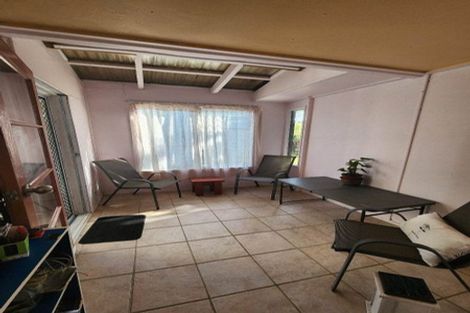 Photo of property in 23 Ocean View Road, Hatfields Beach, Orewa, 0931