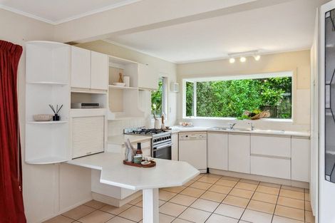 Photo of property in 3a Iti Grove, Waikanae, 5036