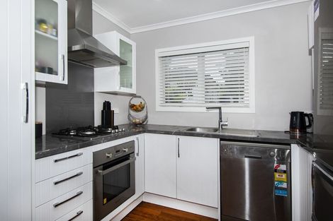 Photo of property in 100 Morningside Road, Morningside, Whangarei, 0110