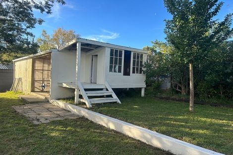 Photo of property in 6 Grace Street North, Sanson, 4817