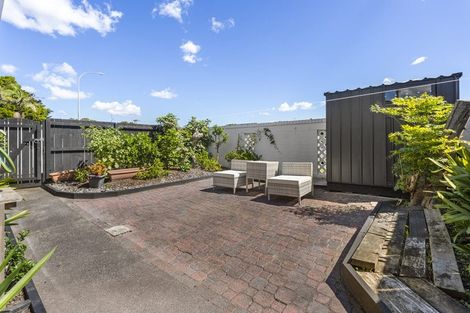 Photo of property in 1/83 Centreway Road, Orewa, 0931