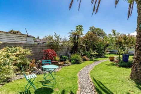 Photo of property in 87 Russell Street, Westport, 7825