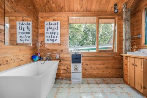 Photo of property in 354 Crane Road, Kauri, Kamo, 0185