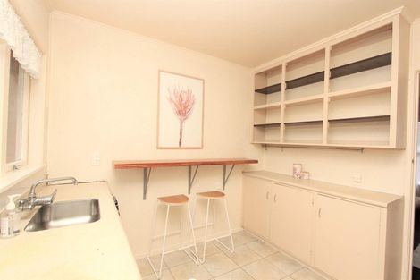 Photo of property in 3/43 Shakespeare Road, Milford, Auckland, 0620