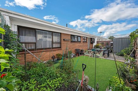 Photo of property in 2/7 Don Street, Papakura, 2110