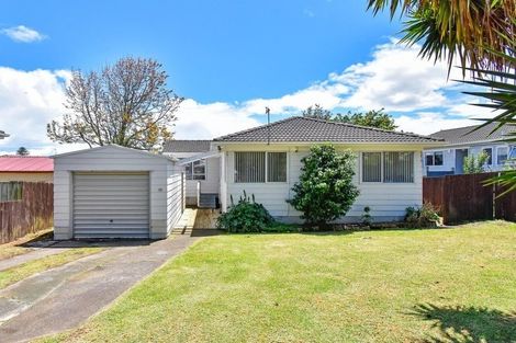 Photo of property in 25 Gibbons Road, Weymouth, Auckland, 2103
