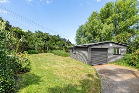 Photo of property in 9 Ocean Beach Road, Tairua, 3508