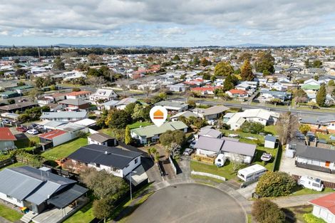 Photo of property in 7 Mckinley Place, Nawton, Hamilton, 3200