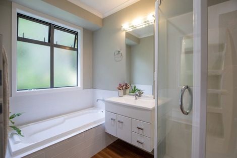 Photo of property in 2b Maungatawhiri Road, Raglan, 3295