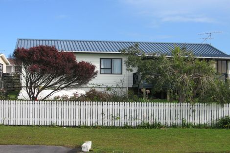 Photo of property in 18 Mayne Place, Snells Beach, 0920