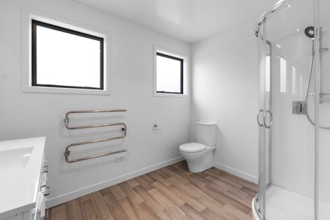 Photo of property in 2 Cupples Street, Papamoa Beach, Papamoa, 3118