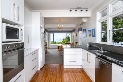 Photo of property in 114 Thompson Road, Bluff Hill, Napier, 4110