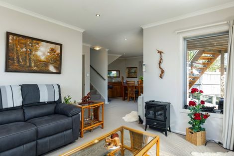 Photo of property in 255 Waikawa Road, Waikawa, Picton, 7220