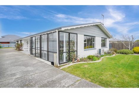 Photo of property in 8 Myers Street, Waikiwi, Invercargill, 9810