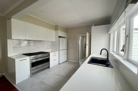 Photo of property in 215 Mount Albert Road, Wesley, Auckland, 1025