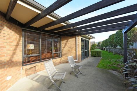 Photo of property in 116 Kirton Drive, Riverstone Terraces, Upper Hutt, 5018