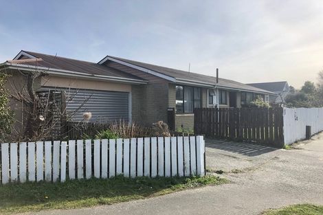 Photo of property in 1 Clonbern Place, Upper Riccarton, Christchurch, 8041