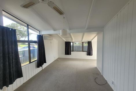Photo of property in 28 Record Street, Fitzroy, New Plymouth, 4312