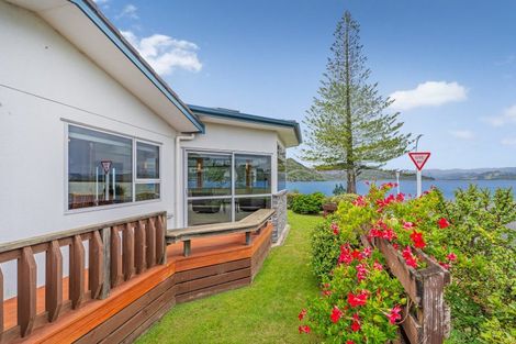 Photo of property in 53 Robinson Road, Whitianga, 3510