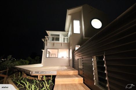 Photo of property in 26 Tai Paku Paku Road, Karaka Bays, Wellington, 6022