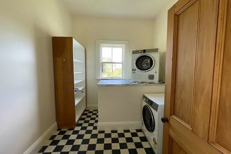 Photo of property in 21 Austin Street, Mount Victoria, Wellington, 6011