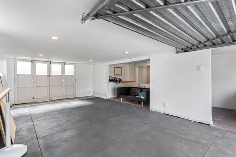 Photo of property in 692 East Coast Road, Pinehill, Auckland, 0632