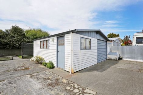 Photo of property in 4 Argyle Street, Kew, Invercargill, 9812