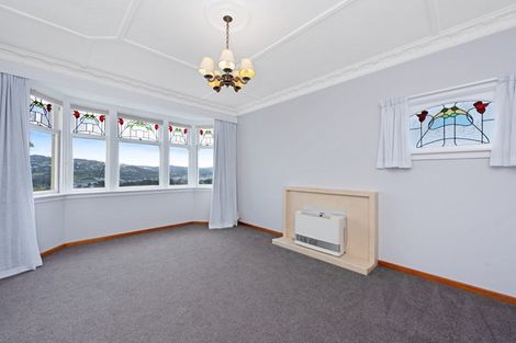 Photo of property in 15 Sutherland Crescent, Melrose, Wellington, 6023
