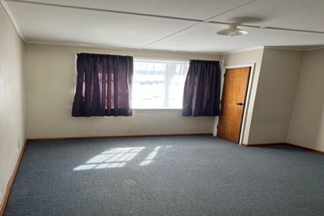 Photo of property in 9 Atiawa Crescent, Waiwhetu, Lower Hutt, 5010