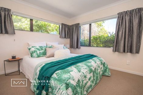 Photo of property in 14 Cosgrove Rise, Riverstone Terraces, Upper Hutt, 5018