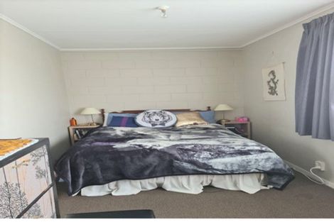 Photo of property in 27ab Loongana Street, Waitangirua, Porirua, 5024