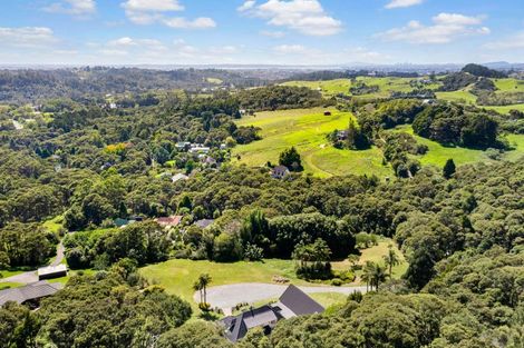 Photo of property in 105 Grassmere Road, Henderson Valley, Auckland, 0612